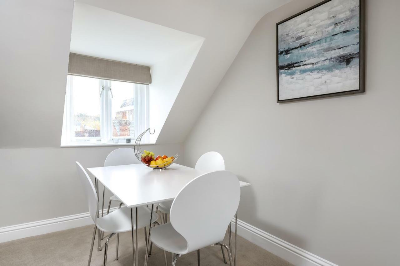 Gorgeous Apartment In The Centre Of Winchester Esterno foto